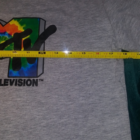 Ladies MTV Crop Top Tee Shirt Medium - Picture 4 of 6